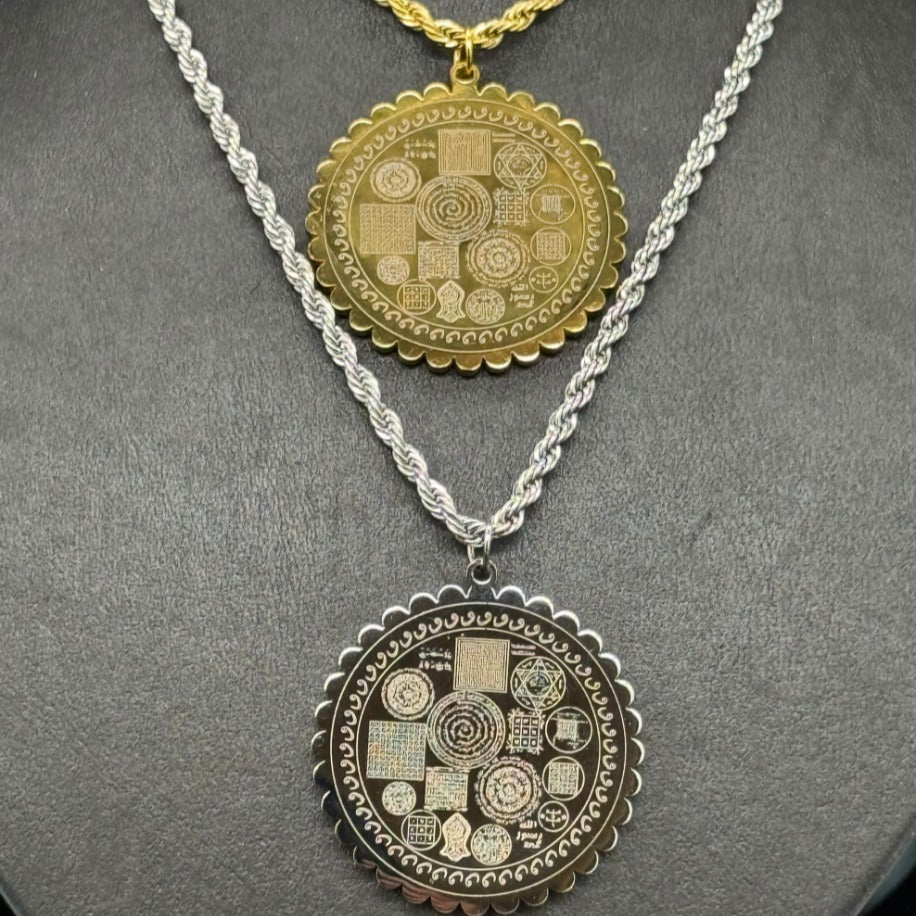 Korumalı Dualı Güneş Çelik Kolye