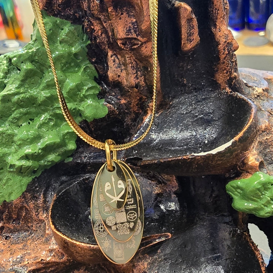 Dualı Zırhlı Yaprak Kolye